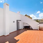 Pacifica Villa