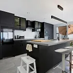 Pacifica Villa *